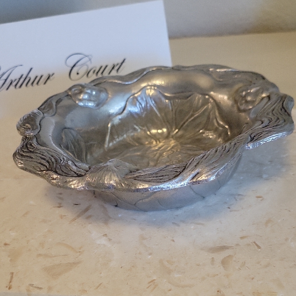 Arthur Court Bunny Design Motif Candy Dish - Picture 2 of 9